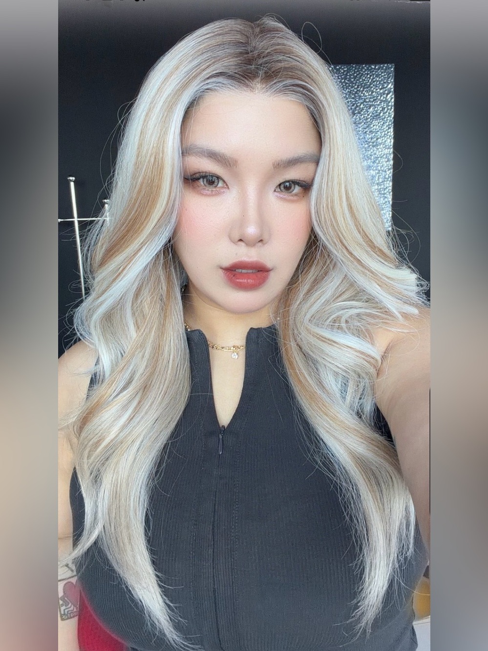 JBExtension Kara Pro Mix Blonde 23” Snowflake Lace Wig
